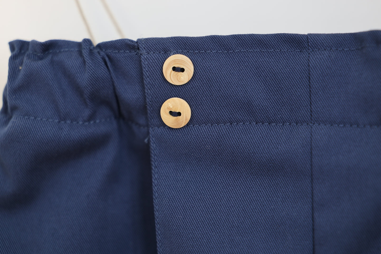 Pantalon Lou en gabardine stretch